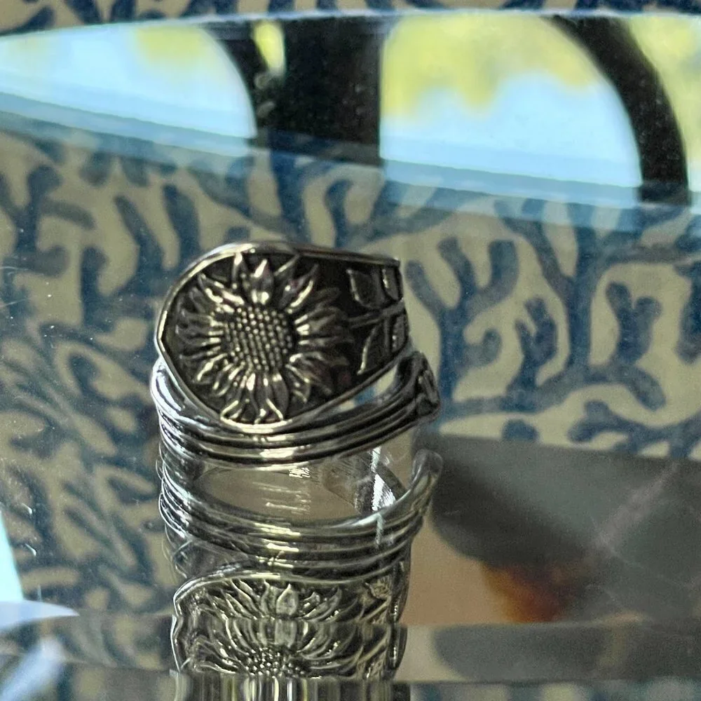 Boho Floral Daisy or Sunflower Spoon Ring #764 - Picture 8 of 10